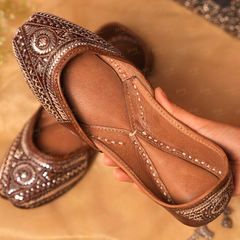 Sitara – Starburst Mukaish Jutti