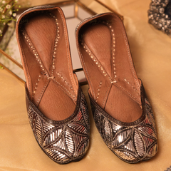 Mukaish Poetry Silver Jutti (Dark Brown)