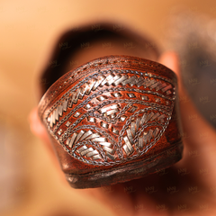 Mukaish Kali Silver Jutti (Brown)