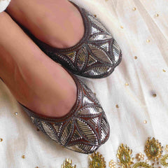 Mukaish Poetry Brown & Silver Mukaish Work Jutti