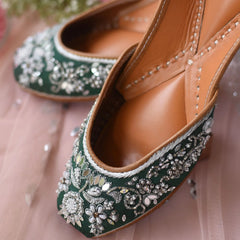 Emerald Sparkle Green Mojari
