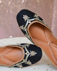 Adah - Zari Work Jutti