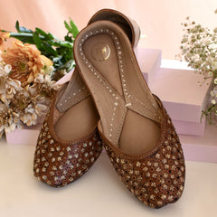 Suri Brown Polished Zari Embroidered Leather Jutti