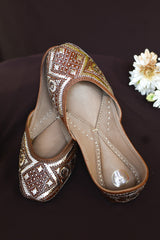 Idah Brown & Silver Mukaish Work Jutti