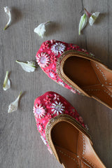 Gulabi Patakha Amaranth Red Embellished Jutti