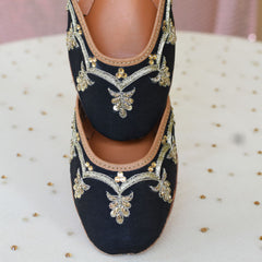 Adah - Zari Work Jutti