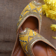 Jhilmil - Bright Yellow Jutti