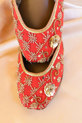 Red Blossom Crimson & Gold Jutti