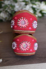 Gulabi Patakha Amaranth Red Embellished Jutti