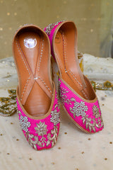 Gulroz - Hot Pink Jutti