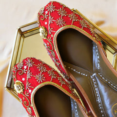 Red Blossom Crimson & Gold Jutti
