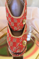 Red Blossom Crimson & Gold Jutti