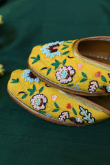 Dawn To Dusk Yellow Multicolour Jutti