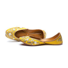 Yellow-Festive-Jutti
